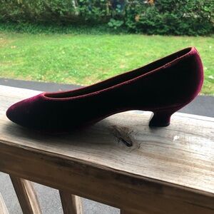 Vintage Burgundy Velvet Formal Heels